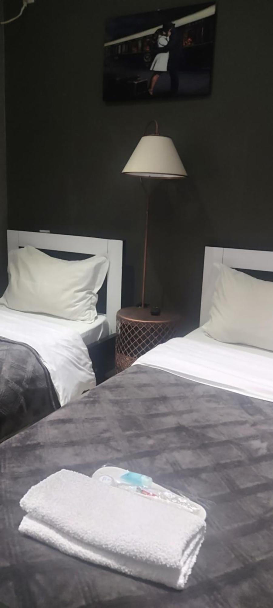 Hotel Lux ティビリシ エクステリア 写真
