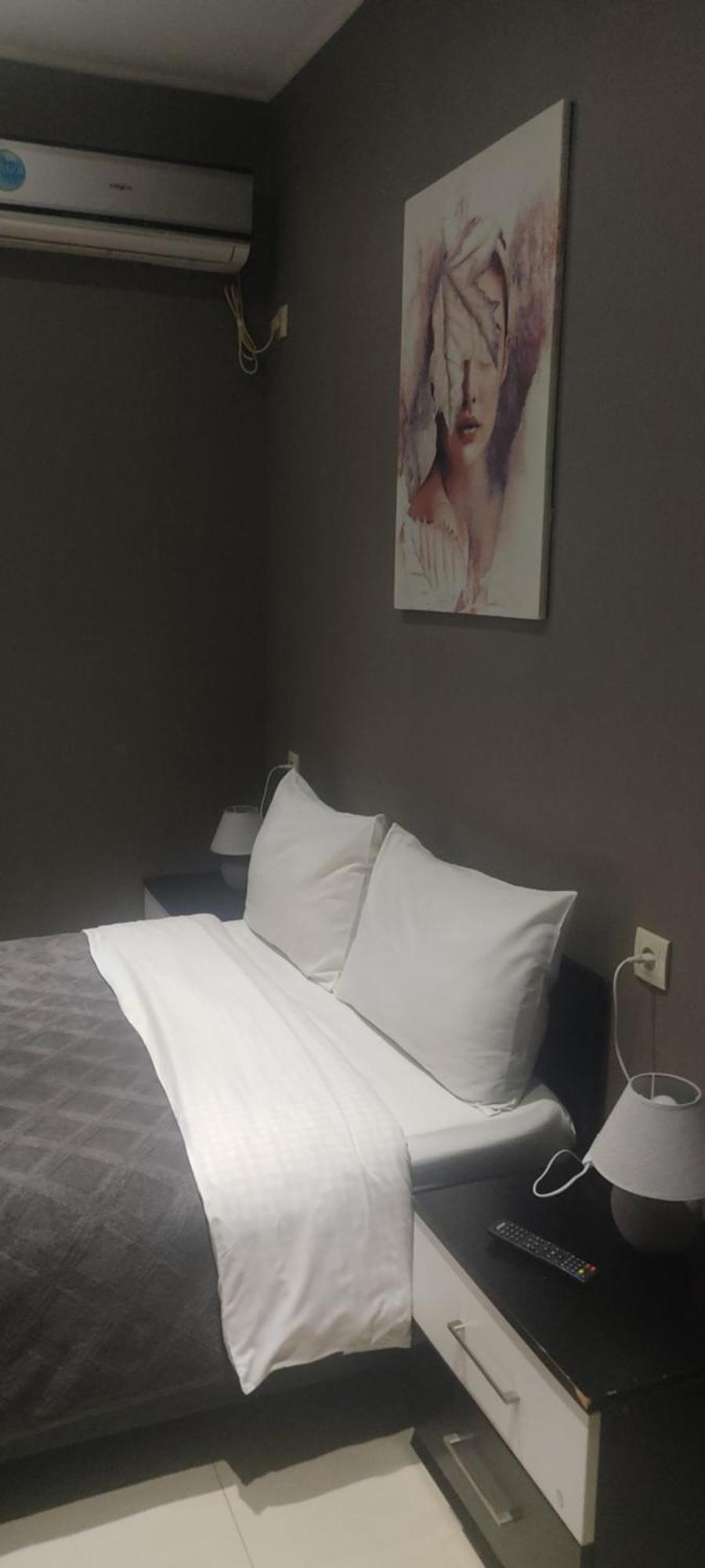Hotel Lux ティビリシ エクステリア 写真